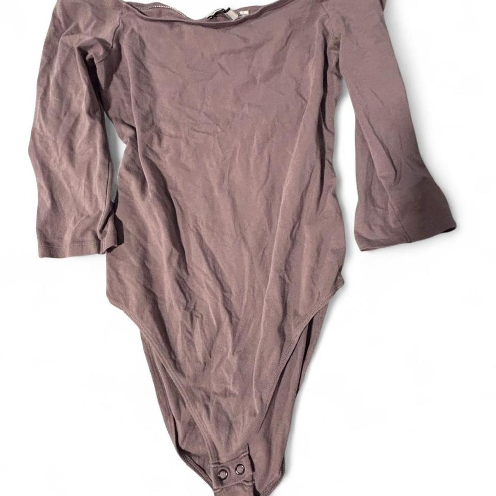 Express One Eleven Mauve Taupe Off The Shoulder Bodysuit 3/4 Sleeve Medium